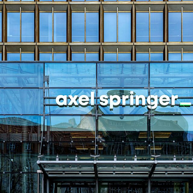 Η Axel Springer εξαγοράζει την βρετανική Telegraph με 663 εκατ. ευρώ