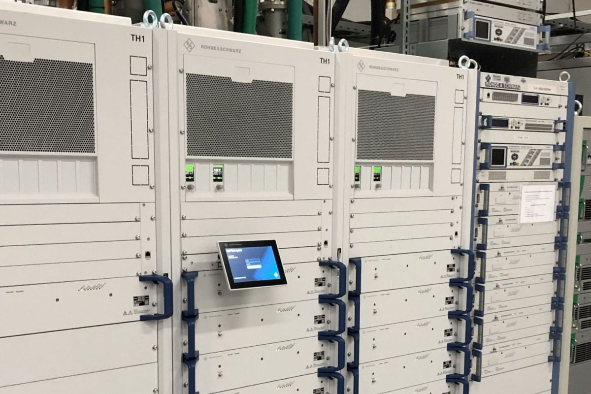 rohde schwarz cad033ee