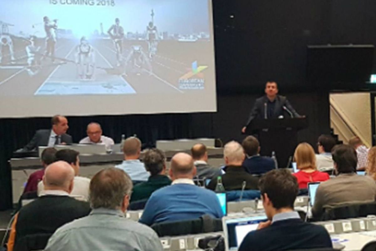 ecfad51cb412c46f8f04226f06dc12a9 XL cbf73722