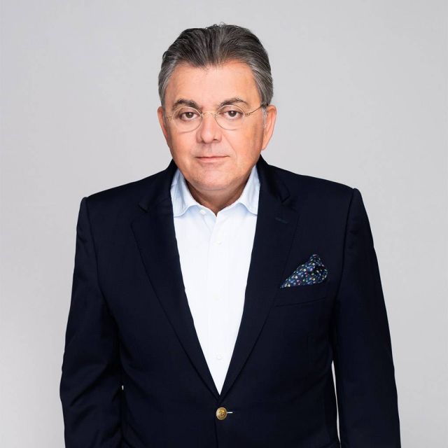 Νέο πρόγραμμα Alpha 989 καθημερινά, Δευτέρα – Παρασκευή.