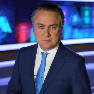 Μια μεγάλη συζήτηση για τις συνέπειες του κορωνοϊού στη "Βαβέλ" με τον Νίκο Φιλιππίδη