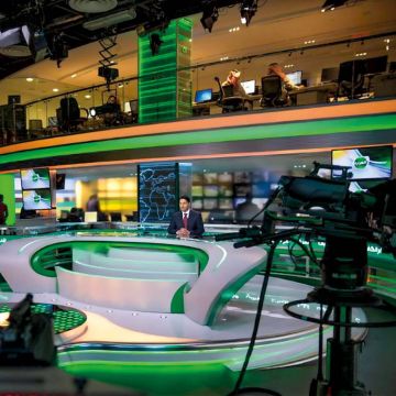 To Μπαχρέιν αναστέλλει την εκπομπή του ειδησεογραφικού καναλιού Al-Arab