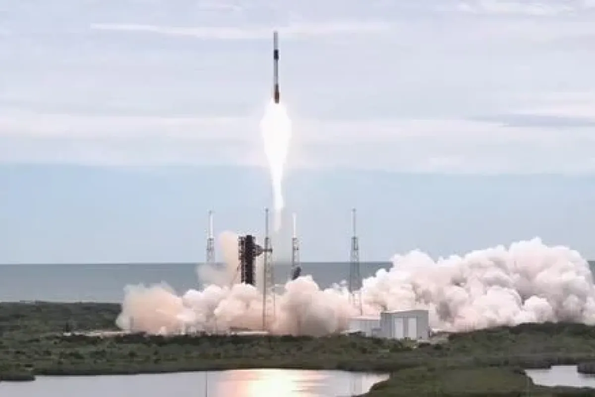 Η SpaceX έστειλε στο Διεθνή Διαστημικό Σταθμό το νέο του πλήρωμα (βίντεο)