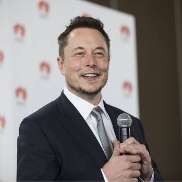 O Ίλον Μασκ «θα γίνει ο πρώτος τρισεκατομμυριούχος του κόσμου»