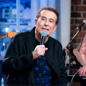 Ο Δάκης & ο Monsieur Minimal με special guests τις Ανδριάνα Μπάμπαλη & Rosey Blue στο «Μουσικό Κουτί» της ΕΡΤ1