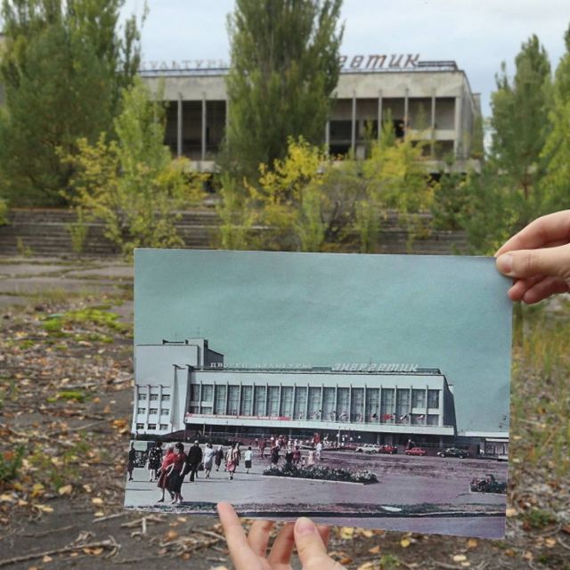 Ποδόσφαιρο μπάλα στη σκιά του πυρηνικού νέφους