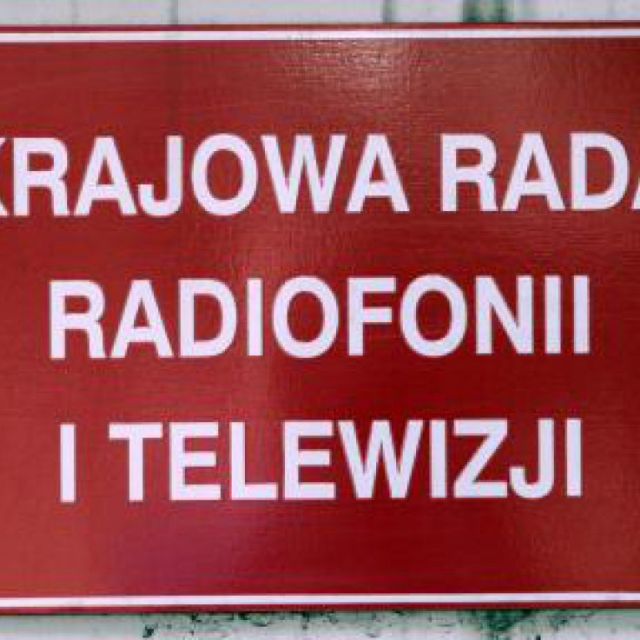 Μόνο 1 στους 3 Πολωνούς πληρώνει το τέλος τηλεόρασης