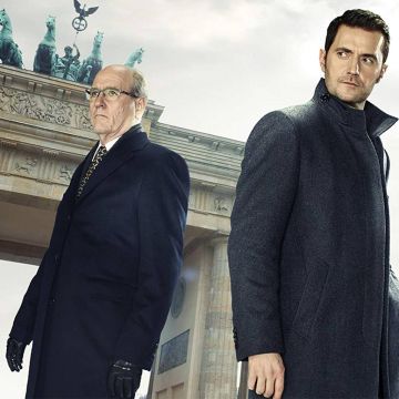 Το κατασκοπικό θρίλερ Berlin Station επιστρέφει με 3η σεζόν  στην COSMOTE TV