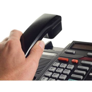 Από 1ης Ιανουαρίου το τέλος 5% σε σταθερή τηλεφωνία και Internet