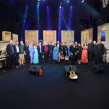 “Η Αυλή των Χρωμάτων” – Αφιέρωμα στον Δημήτρη Γκόγκο (Μπαγιαντέρα)