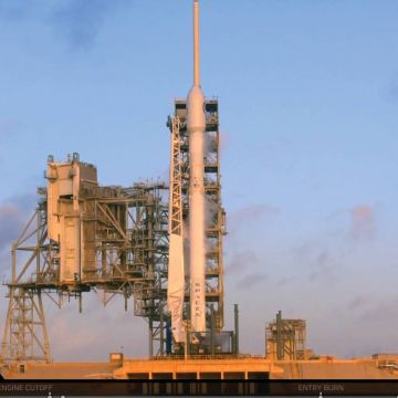 Επιτυχημένη η πρώτη εκτόξευση κατασκοπευτικού δορυφόρου από την SpaceX