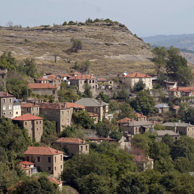 45 Μάστοροι 60 Μαθητάδες – Πετράδες και πετρόκτιστα στον Πεντάλοφο Κοζάνης