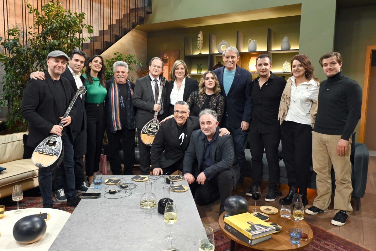 %CE%A0%CE%91%CE%A1%CE%95%CE%91 14 d6b4d5c5