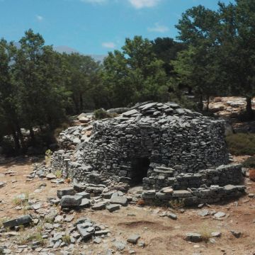 Το COSMOTE HISTORY HD παρουσιάζει το ντοκιμαντέρ «Κούμοι και Μιτάτα: Στα χνάρια των ποιμένων της Κρήτης»