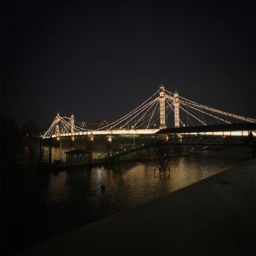 Η μυθοπλασία επιστρέφει στην ERT World – «Καρτ ποστάλ» και «Αγάπη παράνομη»