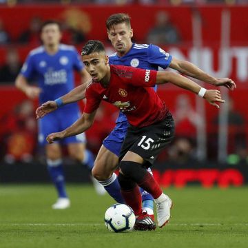 Συμφωνία «μαμούθ» κλείνει η Premier League για τα τηλεοπτικά δικαιώματα