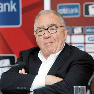 Επιστροφή στα μίντια ετοιμάζει ο Σωκράτης Κόκκαλης: site, ραδιόφωνο και κανάλι