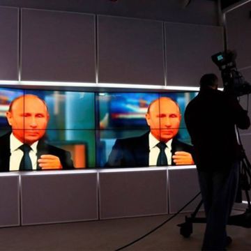 Βαρείς διαστημικούς πυραύλους και εκτοξεύσεις 600 δορυφόρων προανήγγειλε ο Πούτιν