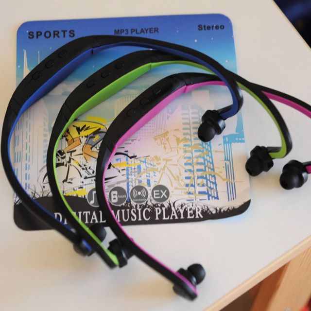 10 δέκτες και δώρο ακουστικά MP3