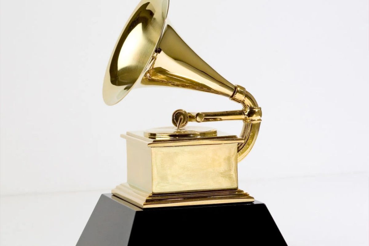 grammy dc4f2443