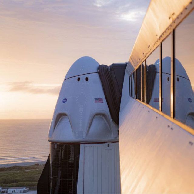 Η SpaceX προανήγγειλε την πρώτη τουριστική πτήση της στο Διάστημα