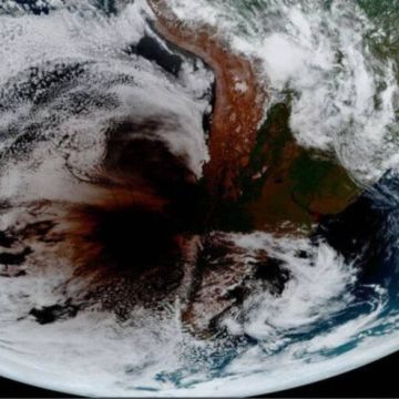 Δορυφόρος κατέγραψε έκλειψη Ηλίου όπως δεν την έχετε ξαναδεί!