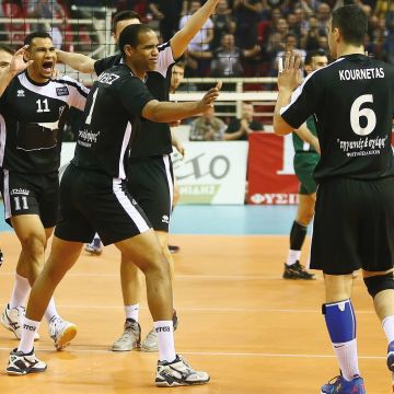 «Στο Φιλέ»: Σπέσιαλ αφιέρωμα στους νταμπλούχους του ΠΑΟΚ και στις νταμπλούχες του Ολυμπιακού