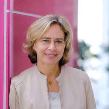 Dominique Leroy: Η ταχεία ανάπτυξη της οπτικής ίνας είναι ένα δύσκολο έργο με τεράστια σημασία για τη χώρα