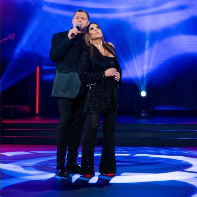 Σπίτι με το Mega – O Νίκος Μακρόπουλος υποδέχεται την Άντζελα Δημητρίου