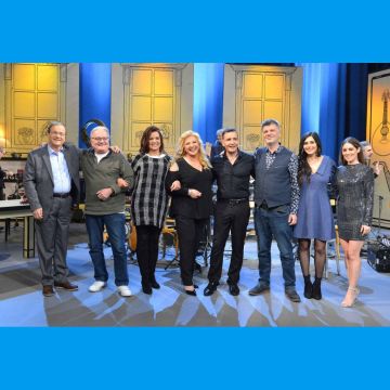 Αφιέρωμα στον Λευτέρη Παπαδόπουλο στην "Αυλή των Χρωμάτων"