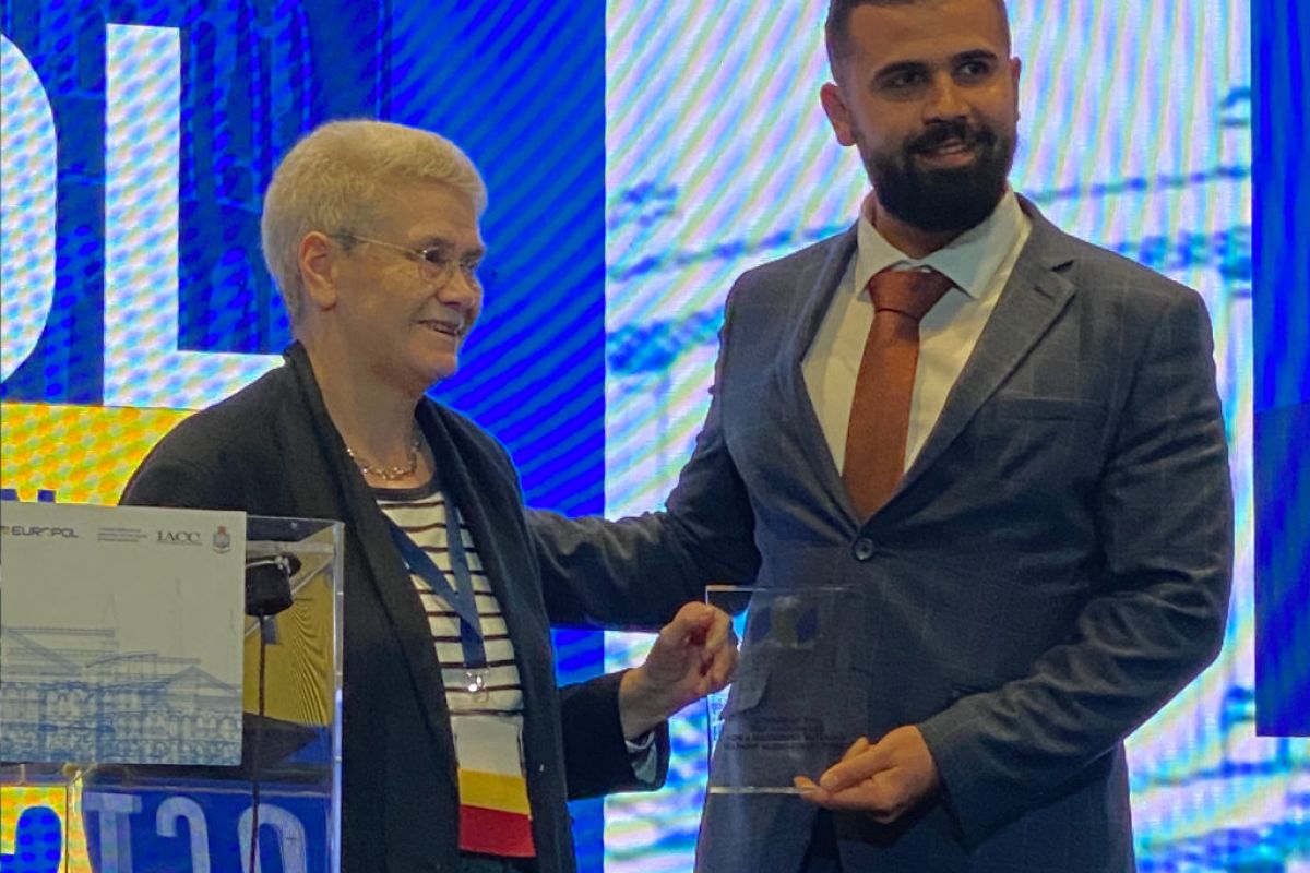 1024X1024 92 e0de9a58