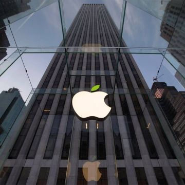 Η Apple αναστέλλει τα πλάνα λανσαρίσματος live τηλεοπτικής υπηρεσίας