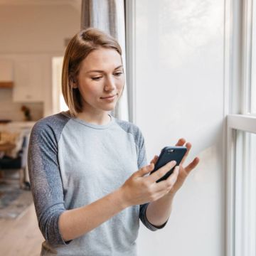 PayPal / Ipsos: Τι αγοράζουν οι Έλληνες online την Black Friday