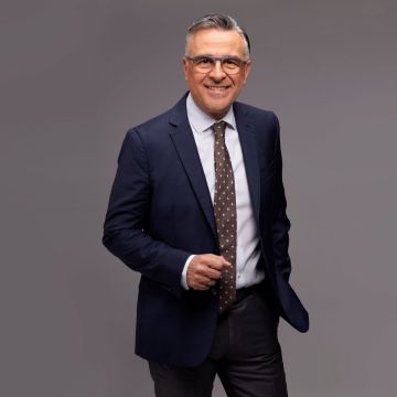 ΕΡΤNEWS: Ο Στέφανος Κασσελάκης «Στο κέντρο» με τον Γιώργο Κουβαρά