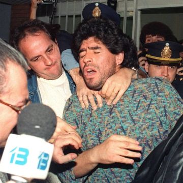 Μαραντόνα, Μίκολι και η μαφία στο Campionato