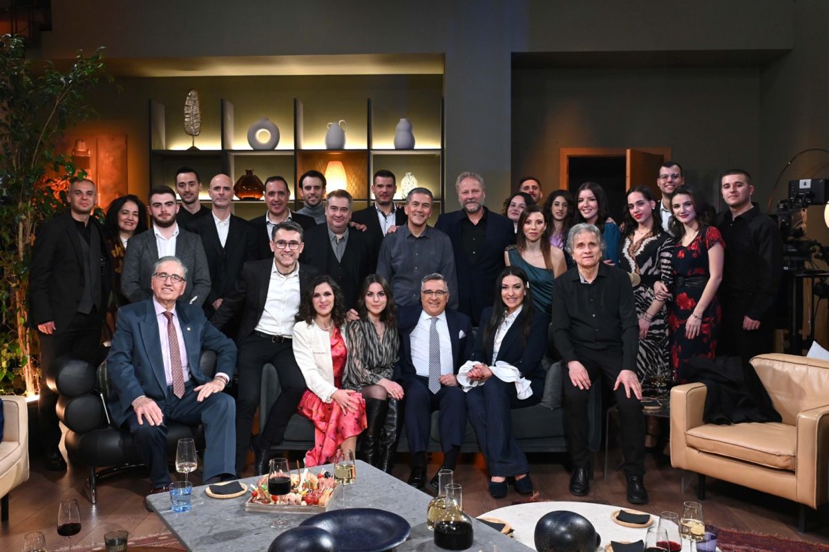 %CE%A0%CE%91%CE%A1%CE%95%CE%91 %CE%A0%CE%B1%CF%81%CE%B1%CE%B4%CE%BF%CF%83%CE%B9%CE%B1%CE%BA%CE%AC %CF%84%CF%81%CE%B1%CE%B3%CE%BF%CF%8D%CE%B4%CE%B9%CE%B1 19 e7f1a60b