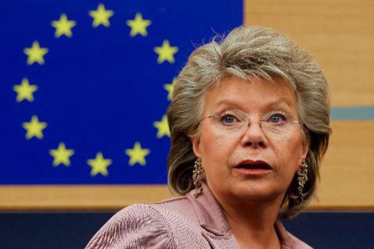 5745900227f93f823fe70e5cb5bc5576 XL e7a35d83