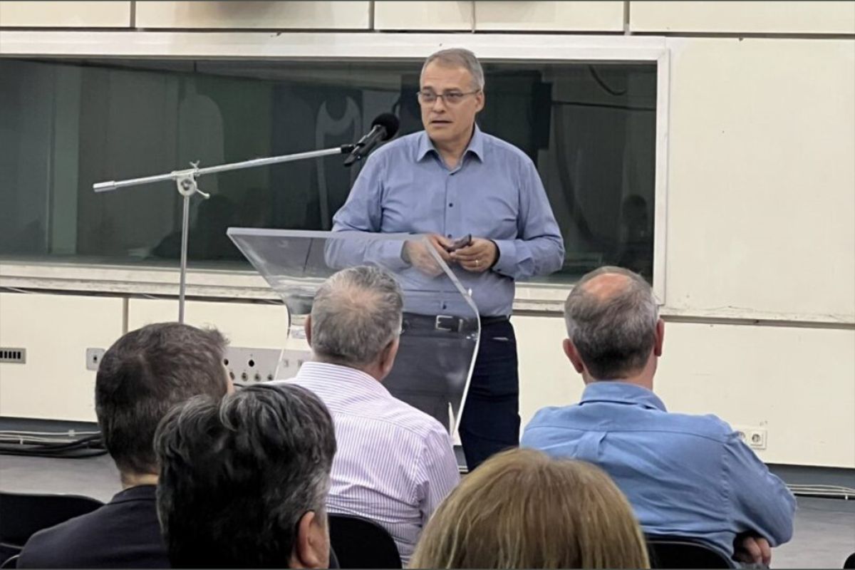 Untitled 1 3 e7d85309