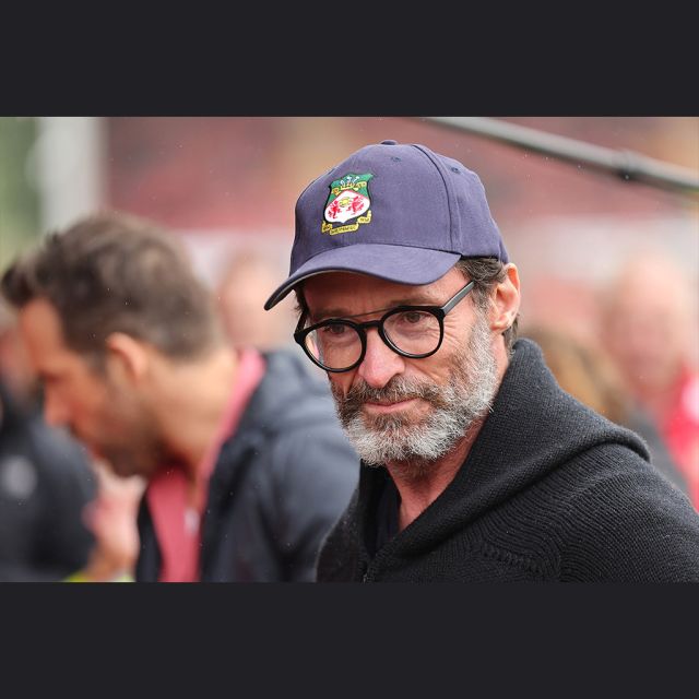 Ο Χιού Τζάκμαν θα υποδυθεί τον Ρομπέν των Δασών σε μια “σκοτεινή” ιστορία