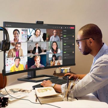 Σε κυκλοφορία νέα οθόνη Philips με SuperWide οθόνη σύνδεσης με κάμερα web 5MP με τεχνολογία εξάλειψης θορύβου