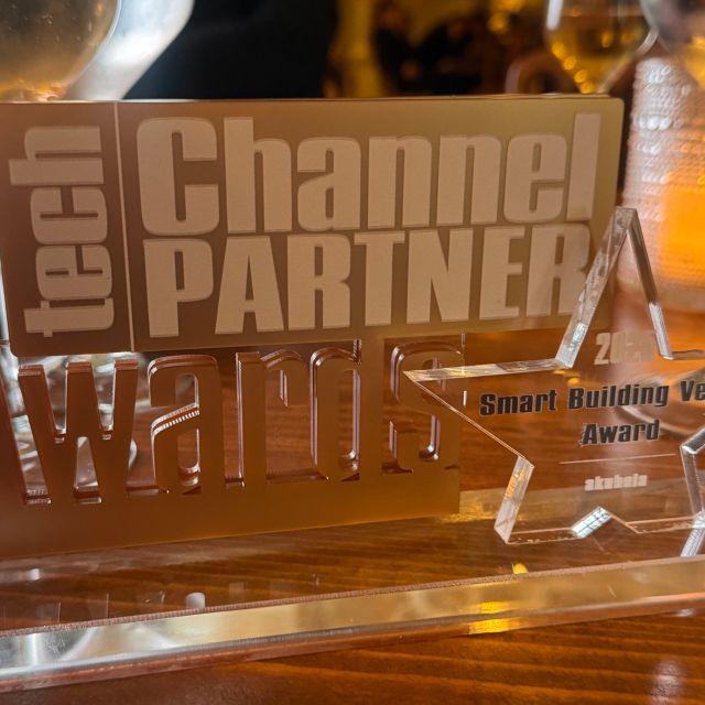 Η Akubela τιμήθηκε με το βραβείο Smart Building Vendor Gold στα Tech Channel Partner Awards 2025