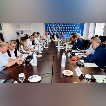 Super League: Με playoffs και ο πρωταθλητής