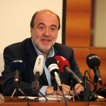 Αλεξιάδης: Τα κανάλια χρωστούν 34 εκατ. ευρώ