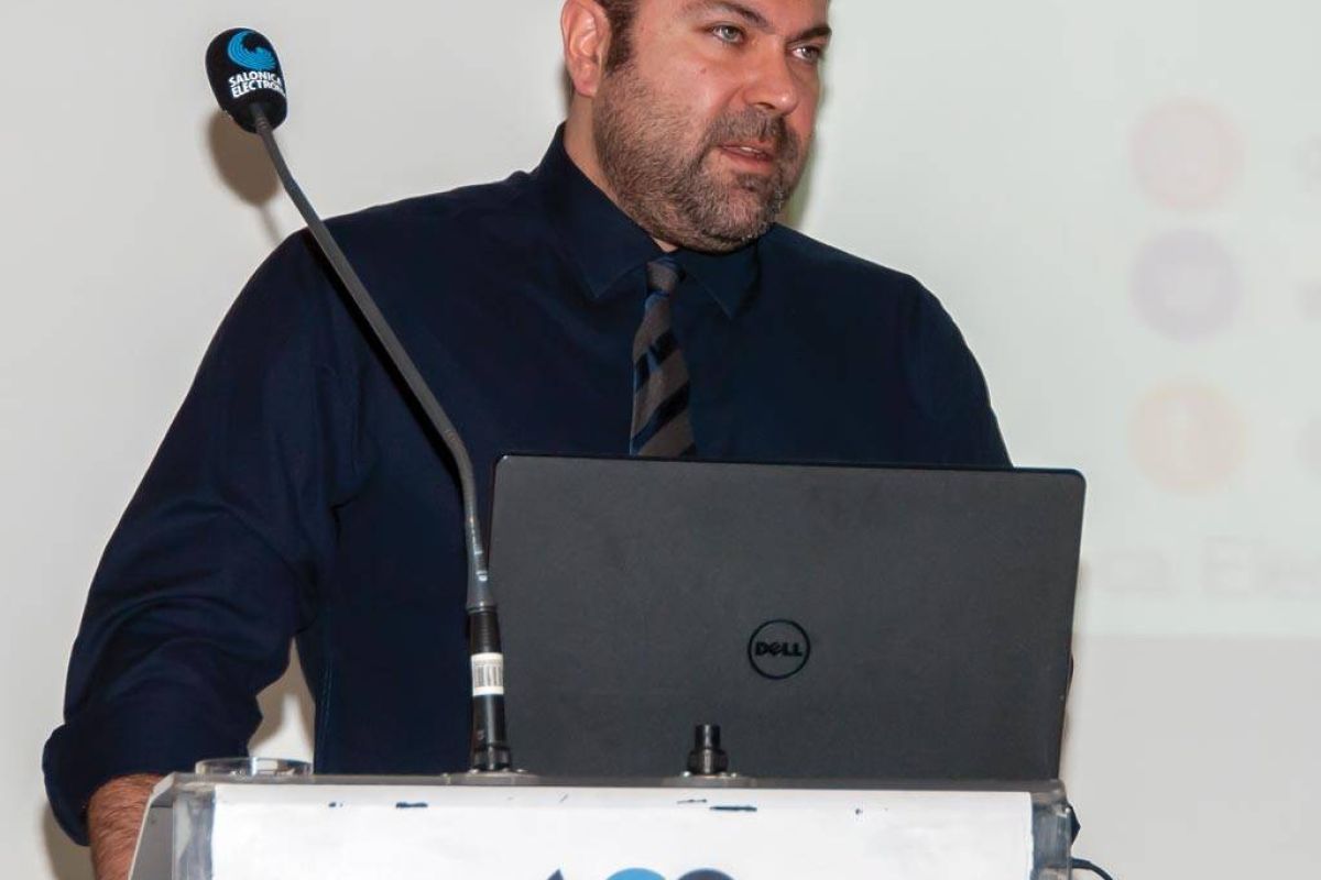 6d3dcd99d5ced27b3bfa3cedbc881690 XL ea17257b