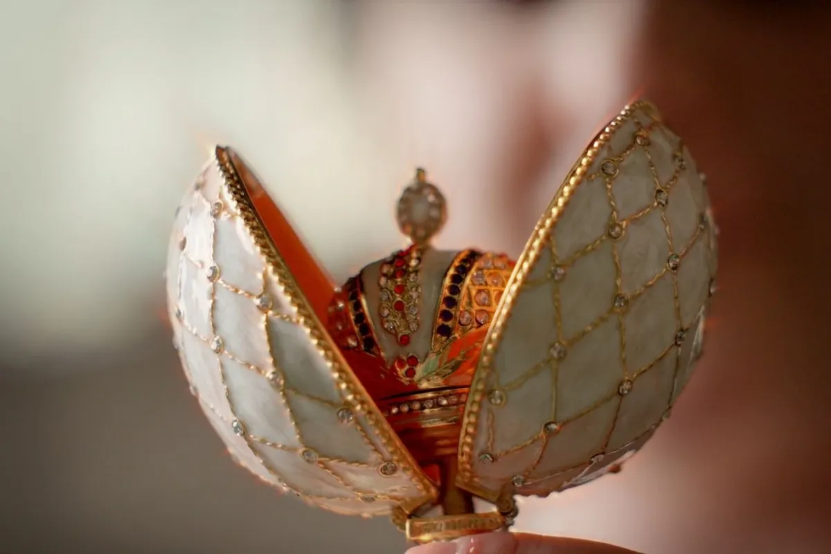 Viasat History_Cursed Treasures_Faberge Egg