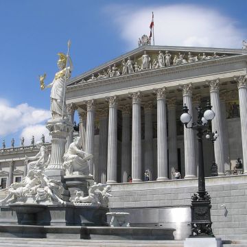 Νομοσχέδιο που απαιτεί τα πραγματικά στοιχεία των  χρηστών για σχόλια στο διαδίκτυο, ετοιμάζει η Αυστρία