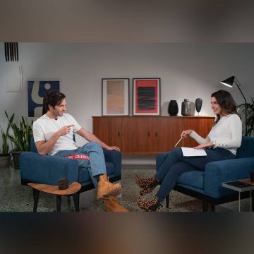 Η Τ. Σωτηροπούλου και ο Δ. Μοθωναίος στην πρεμιέρα της εκπομπής «Σημείο Συνάντησης»