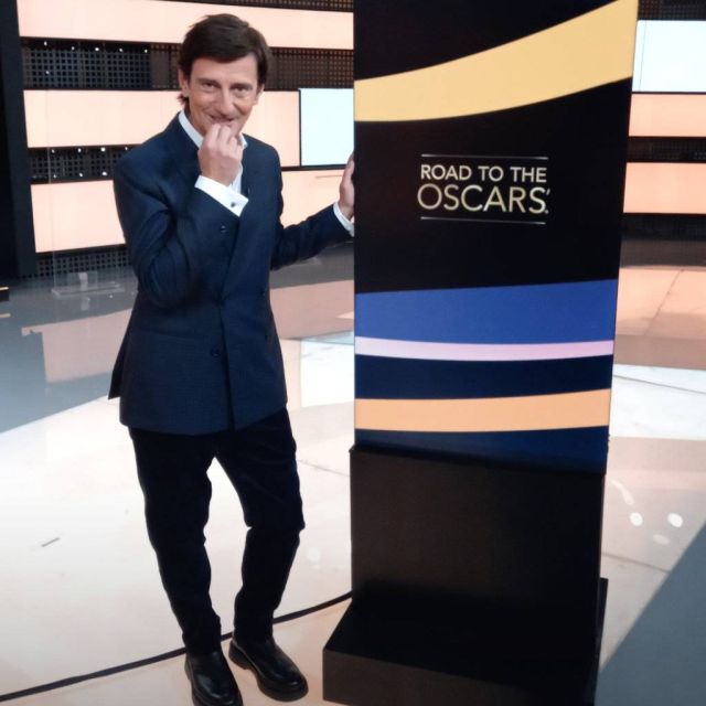 COSMOTE TV: Πρεμιέρα για τη νέα εκπομπή «Road to the OSCARS® 2021» με τον Θοδωρή Κουτσογιαννόπουλο