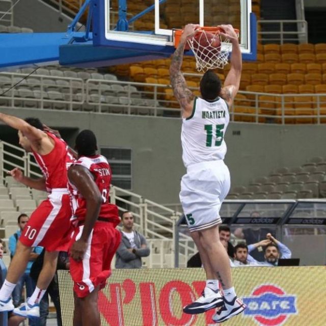 Παναθηναϊκός – Ολυμπιακός και οι συμπτώσεις με τον… Μπατίστα