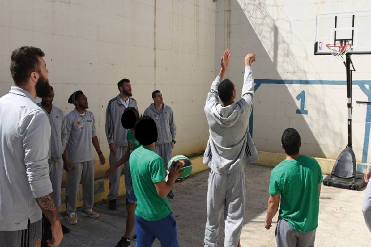 efa771e5d842235b2dbf8cfd90aa9c40 XL f14a65b7